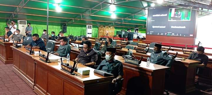 Fraksi-fraksi DPRD Sulbar Sampaikan Jawaban atas Pendapat Gubernur, Hamsah Sunuba Berharap Semuanya Dapat Bekerja Sama dengan Baik